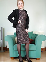 This lonely British housewife loves to play alone